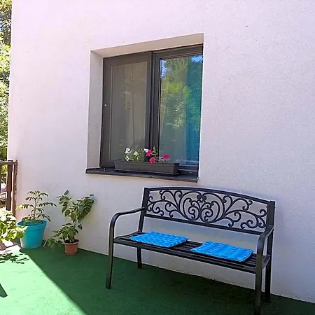 Diana Panzio Bed and Breakfast Matrafured